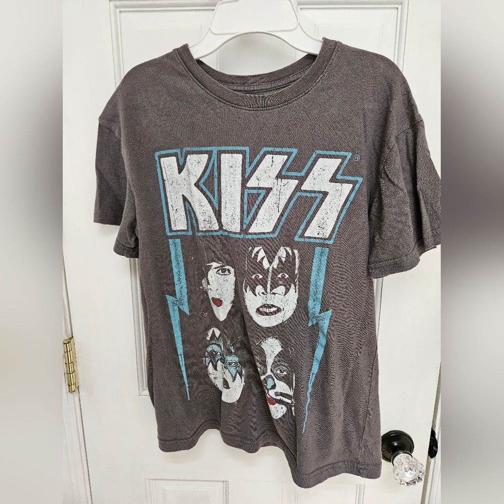 KISS concert tee vintage feel gray